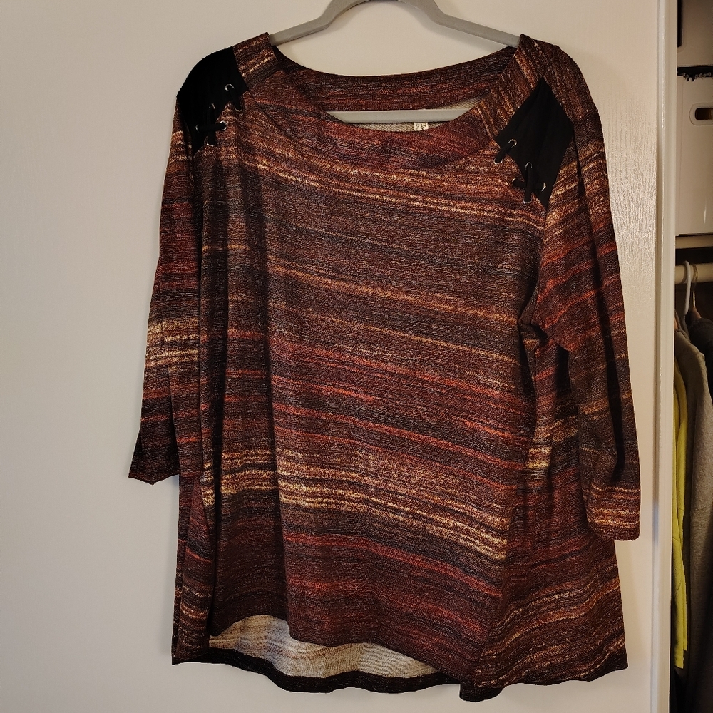 Women's extra large top